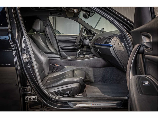 Bmw m135i automaat, x-483-xs - afbeelding 10 van  26