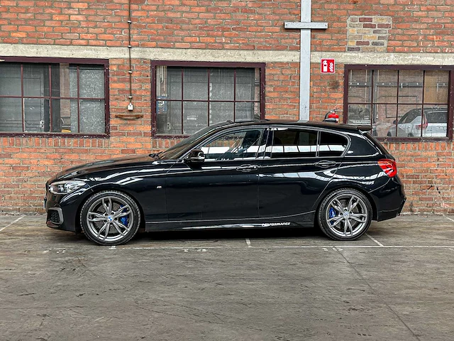 Bmw m135i centennial high executive 1-serie 326pk 2016, j-630-fn - afbeelding 16 van  41