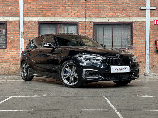 Bmw m135i centennial high executive 1-serie 326pk 2016, j-630-fn - afbeelding 7 van  41