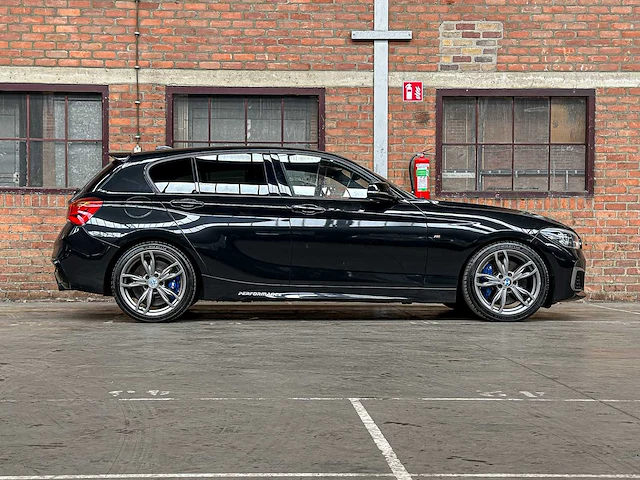 Bmw m135i centennial high executive 1-serie 326pk 2016, j-630-fn - afbeelding 9 van  41