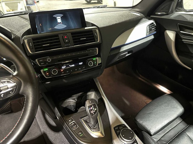 Bmw m135i f21 m-sport 326pk 2016 1-serie, t-503-nb - afbeelding 28 van  48