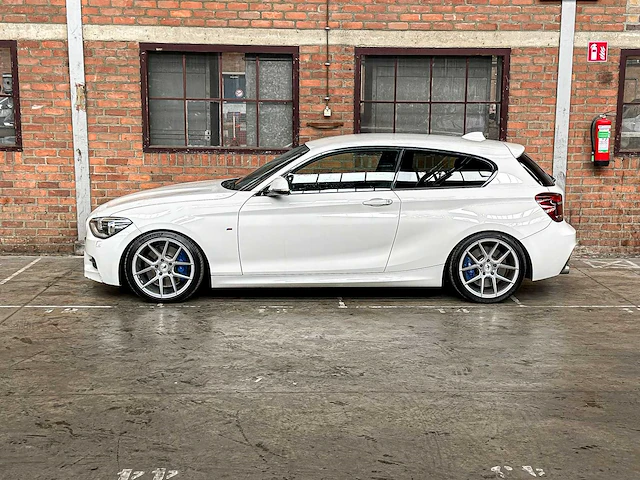 Bmw m135i high executive 1-serie 320pk 2013 (handgeschakeld), xt-751-f - afbeelding 15 van  36