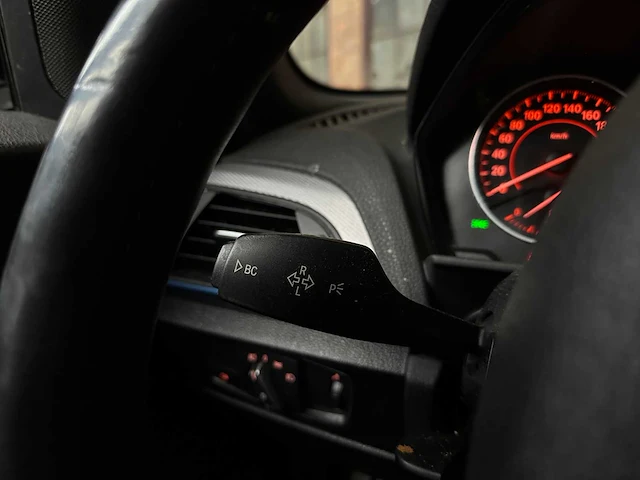 Bmw m135i high executive 1-serie 320pk 2013 (handgeschakeld), xt-751-f - afbeelding 20 van  36