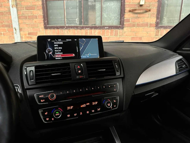 Bmw m135i high executive 1-serie 320pk 2013 (handgeschakeld), xt-751-f - afbeelding 24 van  36