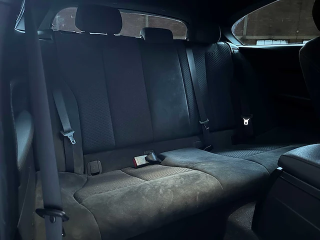 Bmw m135i high executive 1-serie 320pk 2013 (handgeschakeld), xt-751-f - afbeelding 34 van  36