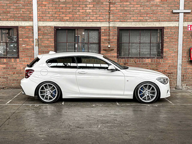 Bmw m135i high executive 1-serie 320pk 2013 (handgeschakeld), xt-751-f - afbeelding 8 van  36