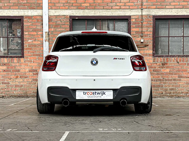 Bmw m135i high executive 1-serie 320pk 2013 (handgeschakeld), xt-751-f - afbeelding 4 van  36