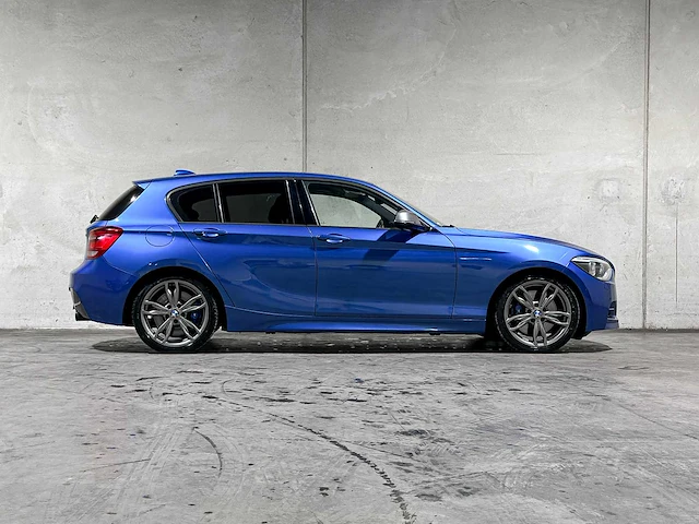 Bmw m135i high executive 320pk 320pk 2013 f20 1-serie, zl-114-b - afbeelding 2 van  43