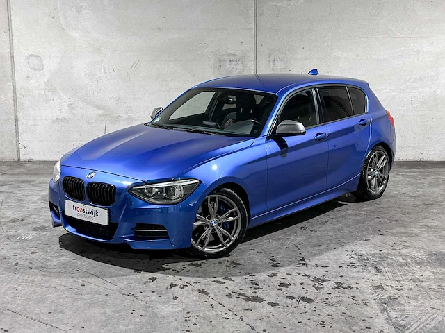Bmw m135i high executive 320pk 320pk 2013 f20 1-serie, zl-114-b - afbeelding 23 van  43
