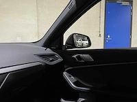 Bmw m135i xdrive high executive 306pk 2020 1-serie f40, p-072-ph - afbeelding 28 van  42