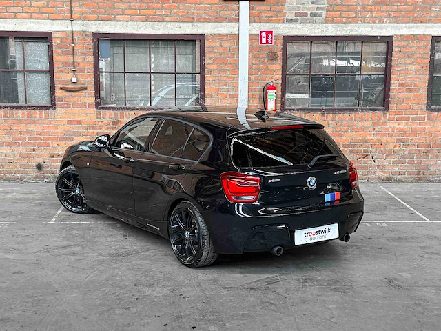 Bmw m135i xdrive high executive f20 320pk 2013 1-serie, ng-484-f - afbeelding 7 van  47