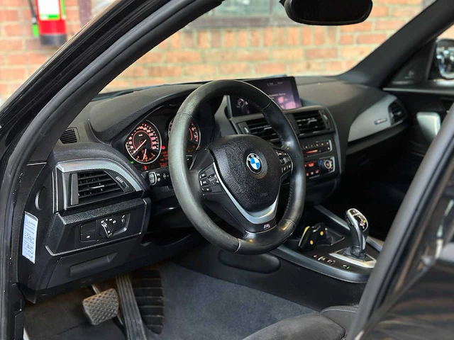 Bmw m135i xdrive high executive f20 320pk 2013 1-serie, ng-484-f - afbeelding 11 van  47