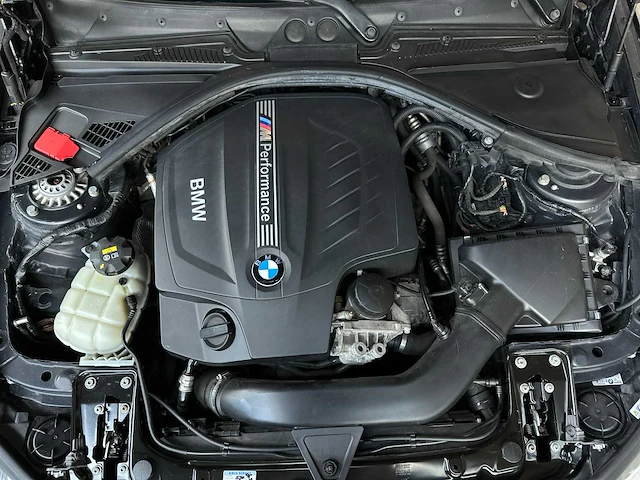Bmw m135i xdrive high executive f20 320pk 2013 1-serie, ng-484-f - afbeelding 40 van  47