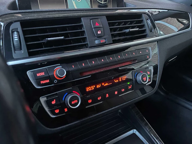 Bmw m240i coupé 340pk 2019 zf8 (automaat) f22 - afbeelding 26 van  51