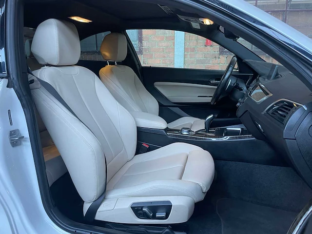 Bmw m240i coupé 340pk 2019 zf8 (automaat) f22 - afbeelding 42 van  51