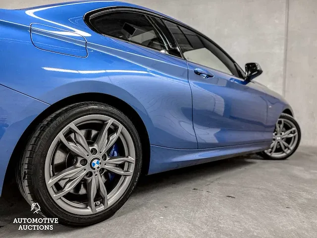 Bmw m240i coupé xdrive centennial high executive m-sport 340pk 2017 orig-nl 2-serie, nh-915-f - afbeelding 7 van  43