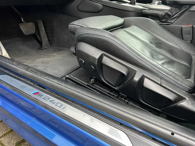 Bmw m240i coupé xdrive centennial high executive m-sport 340pk 2017 orig-nl 2-serie, nh-915-f - afbeelding 28 van  43