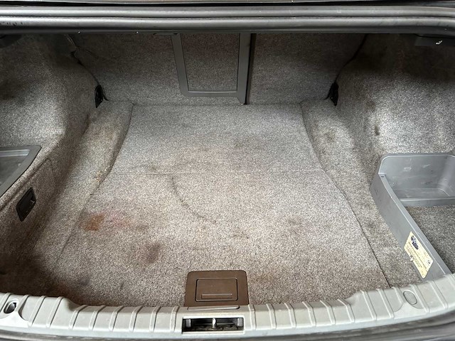 Bmw m3 4.0 v8 e90 -manual- 420pk 2008 3-serie youngtimer - afbeelding 28 van  45