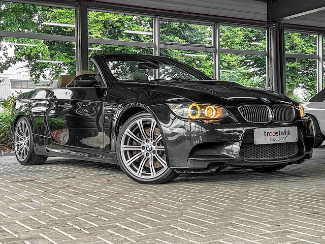 Bmw m3 cabriolet e93 4.0 v8 420pk 2008 handgeschakeld youngtimer - afbeelding 3 van  56