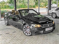 Bmw m3 cabriolet e93 4.0 v8 420pk 2008 handgeschakeld youngtimer - afbeelding 4 van  56