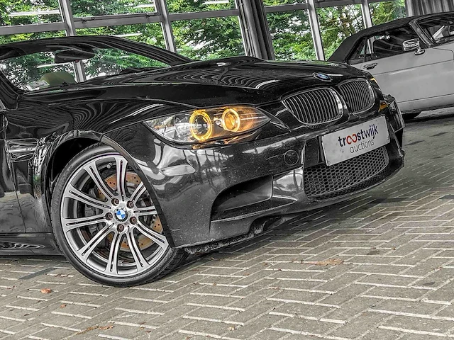 Bmw m3 cabriolet e93 4.0 v8 420pk 2008 handgeschakeld youngtimer - afbeelding 5 van  56
