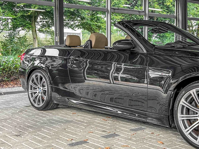 Bmw m3 cabriolet e93 4.0 v8 420pk 2008 handgeschakeld youngtimer - afbeelding 6 van  56