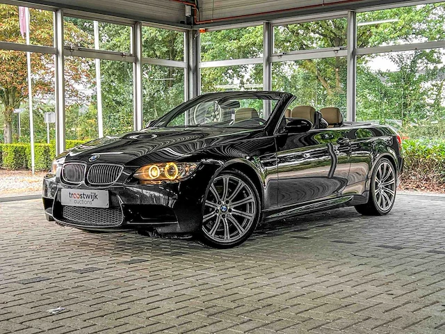 Bmw m3 cabriolet e93 4.0 v8 420pk 2008 handgeschakeld youngtimer - afbeelding 12 van  56