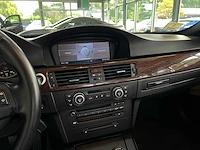 Bmw m3 cabriolet e93 4.0 v8 420pk 2008 handgeschakeld youngtimer - afbeelding 33 van  56