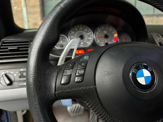 Bmw m3 e46 cabriolet 3.2 343pk s54b32 343pk 2002 youngtimer - afbeelding 14 van  42