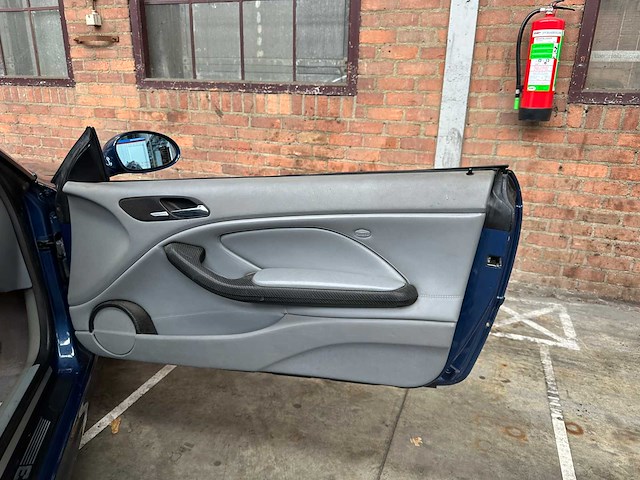 Bmw m3 e46 cabriolet 3.2 343pk s54b32 343pk 2002 youngtimer - afbeelding 29 van  42