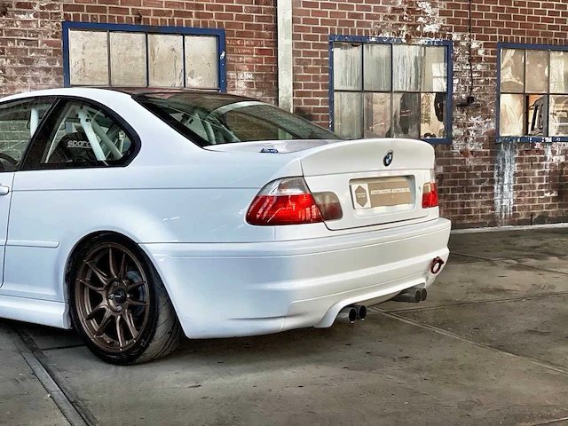 Bmw m3 e46 coupe -handgeschakeld- 343pk (track toy) - afbeelding 25 van  55
