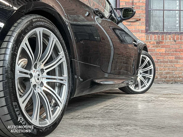 Bmw m3 e93 4.0 v8 420pk 2013 dct - afbeelding 7 van  59