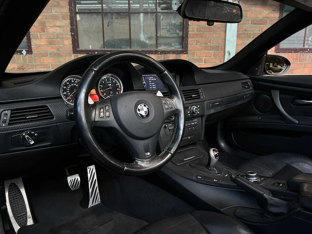 Bmw m3 e93 4.0 v8 420pk 2013 dct - afbeelding 19 van  59