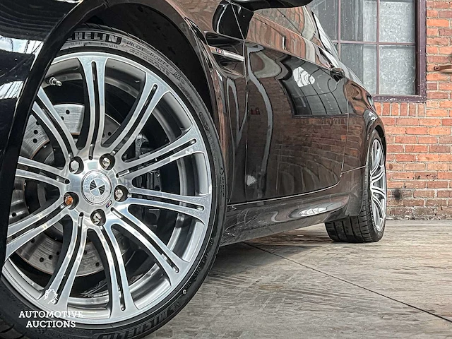 Bmw m3 e93 4.0 v8 420pk 2013 dct - afbeelding 23 van  59