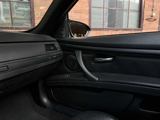 Bmw m3 e93 4.0 v8 420pk 2013 dct - afbeelding 36 van  59