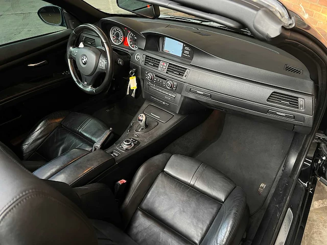 Bmw m3 e93 4.0 v8 420pk 2013 dct - afbeelding 41 van  59