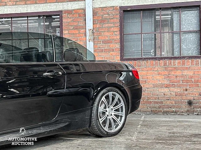 Bmw m3 e93 4.0 v8 420pk 2013 dct - afbeelding 34 van  59