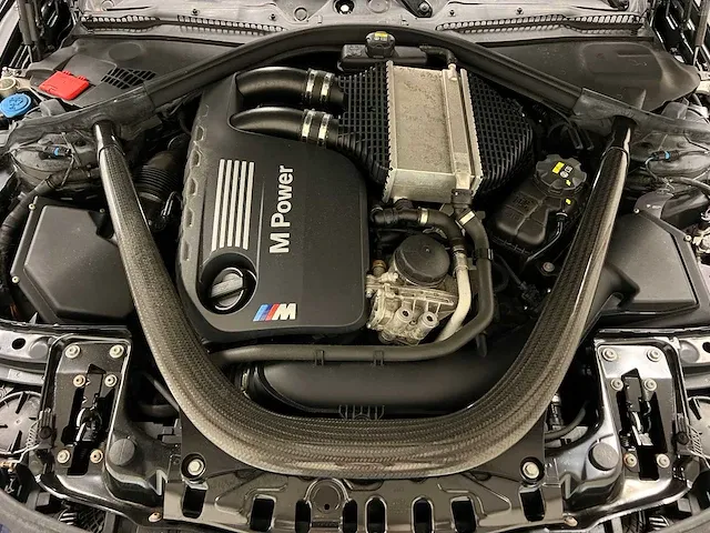 Bmw m4 competition f82 m-sport 450pk 2017 4-serie, x-020-fx - afbeelding 16 van  75