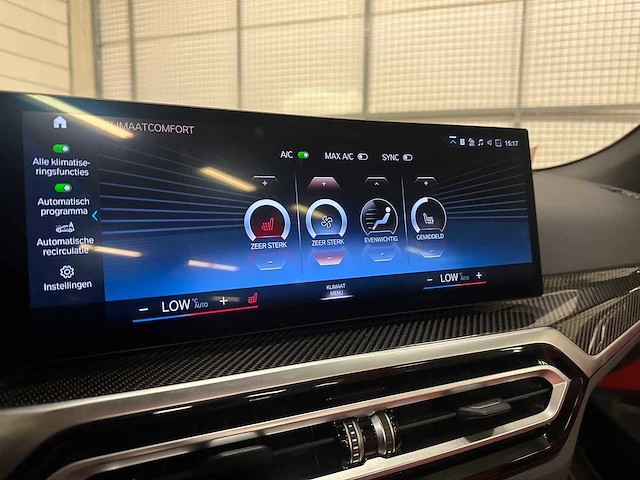 Bmw m440d xdrive high executive 340pk 2023 4-serie, z-349-dn -facelift- - afbeelding 33 van  61