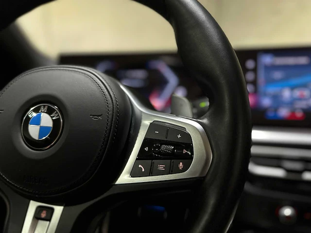Bmw m440i cabriolet m sport high executive 374pk 2023 4-serie g23, hjv-48-l (fabrieksgarantie) - afbeelding 24 van  44
