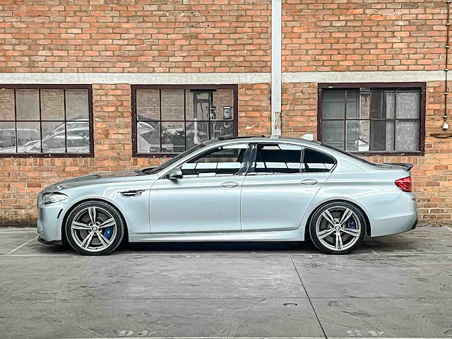 Bmw m5 4.0 v8 f10 553pk 2012 - afbeelding 10 van  49