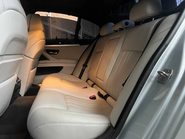 Bmw m5 4.0 v8 f10 553pk 2012 - afbeelding 26 van  49