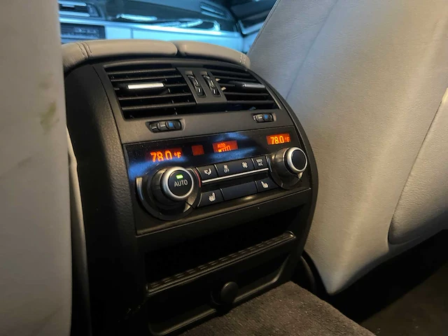 Bmw m5 4.0 v8 f10 553pk 2012 - afbeelding 38 van  49