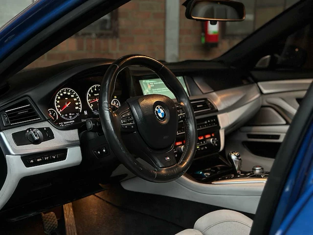 Bmw m5 4.4 v8 f10 650pk 2013 5-serie - afbeelding 22 van  55