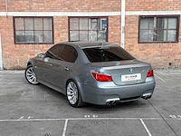 Bmw m5 5.0 v10 500pk 2006 5-serie youngtimer - afbeelding 16 van  46