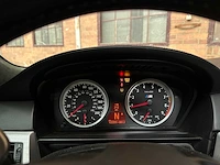 Bmw m5 5.0 v10 500pk 2006 5-serie youngtimer - afbeelding 19 van  45