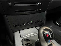 Bmw m5 5.0 v10 500pk 2006 5-serie youngtimer - afbeelding 21 van  45