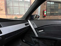 Bmw m5 5.0 v10 500pk 2006 5-serie youngtimer - afbeelding 24 van  45
