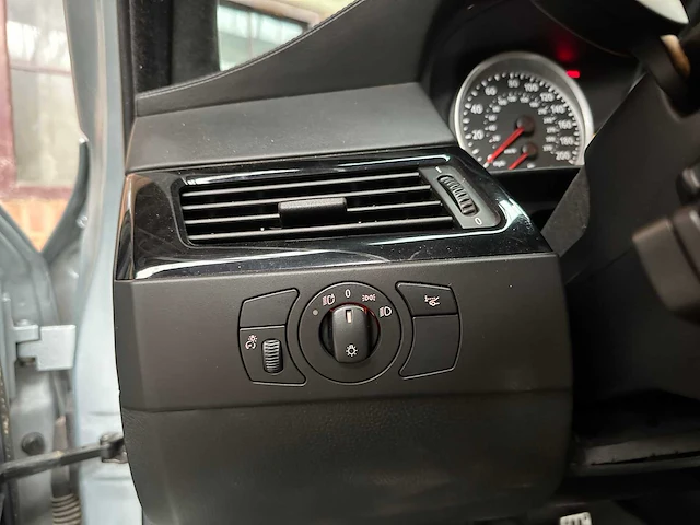 Bmw m5 5.0 v10 500pk 2006 5-serie - afbeelding 7 van  34