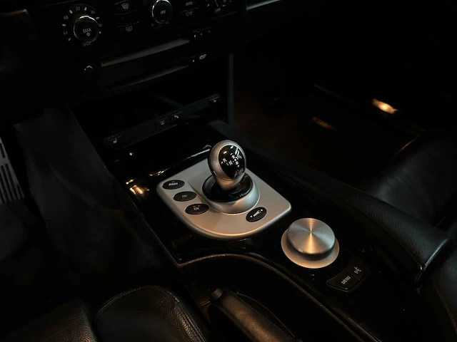 Bmw m5 5.0 v10 500pk 2006 5-serie - afbeelding 14 van  34